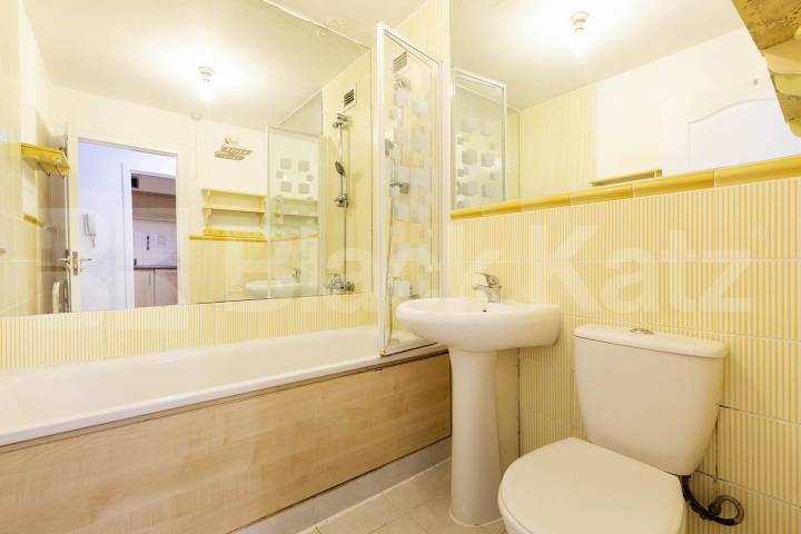 Spacious one double bedroom property set in an amazing location Fitzroy Street, Fitzrovia